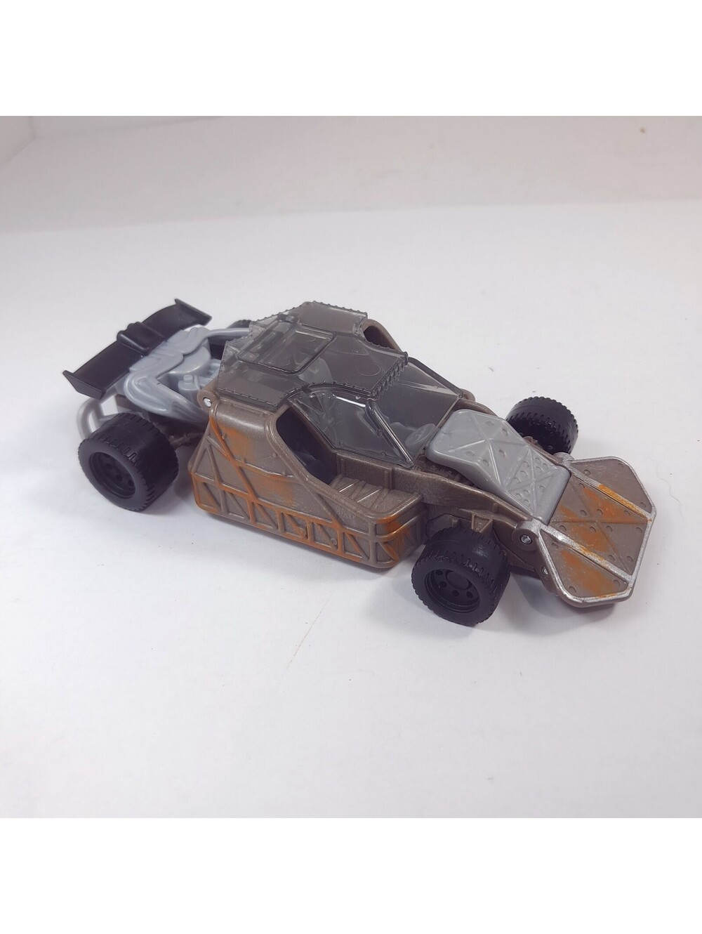 Fast & Furious movie vehicle Deluxe Stunt Stars Flip Car Mattel 2016 brown FCG35